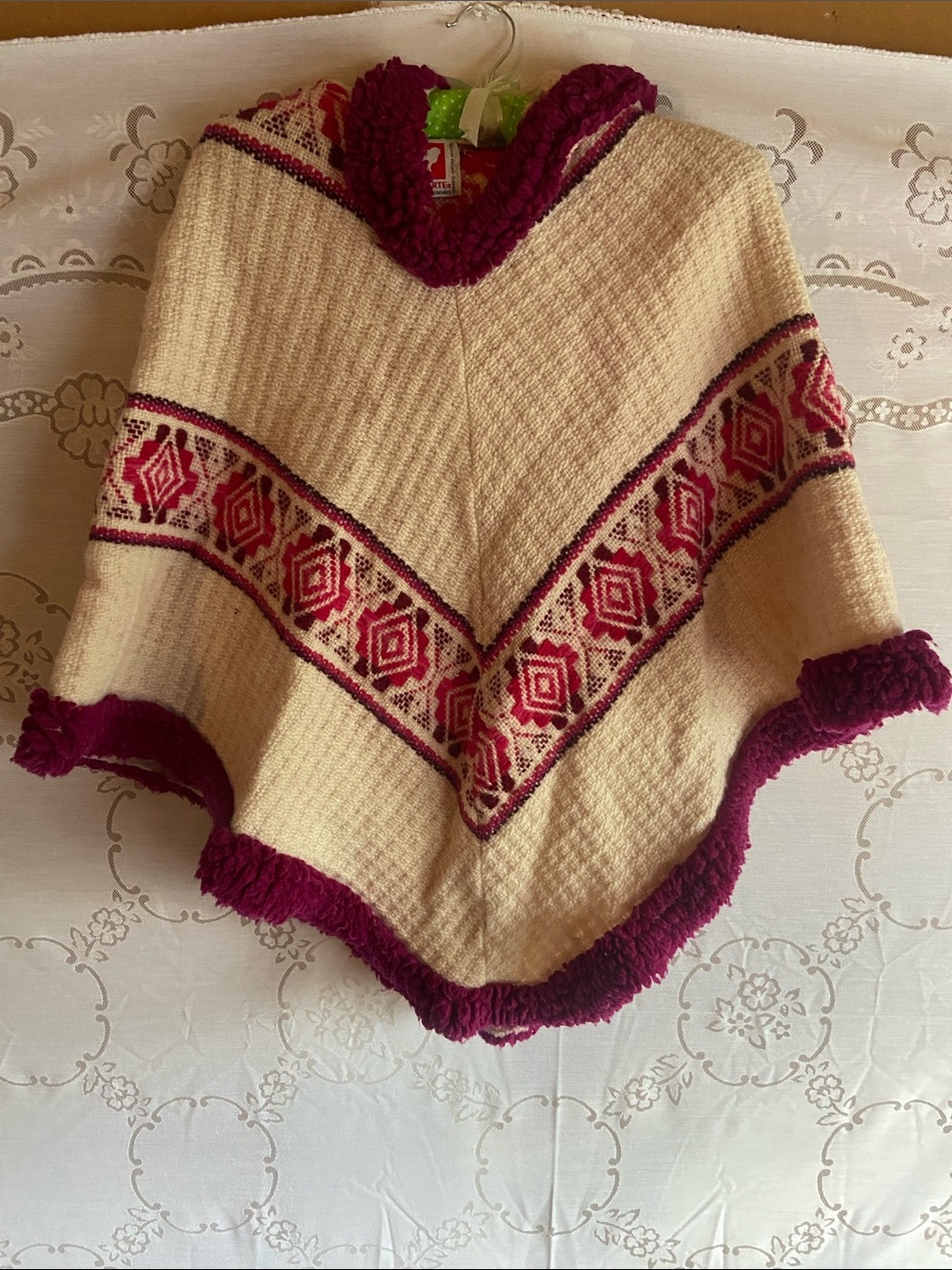 100% Ecuadorian Wool Hooded Poncho XS Cream and Magenta